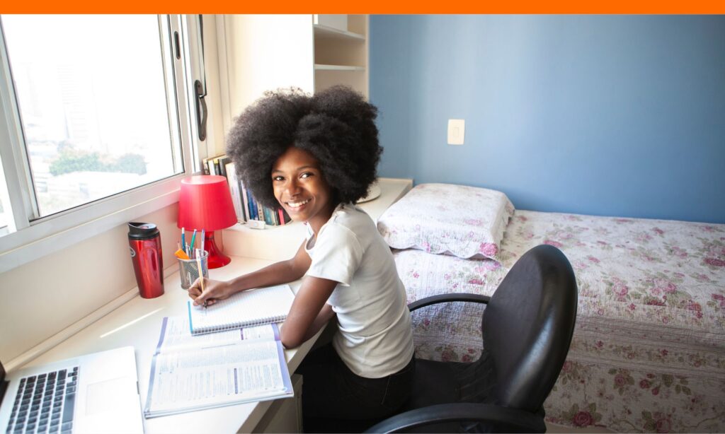 teen preparing for new jersey scholarships